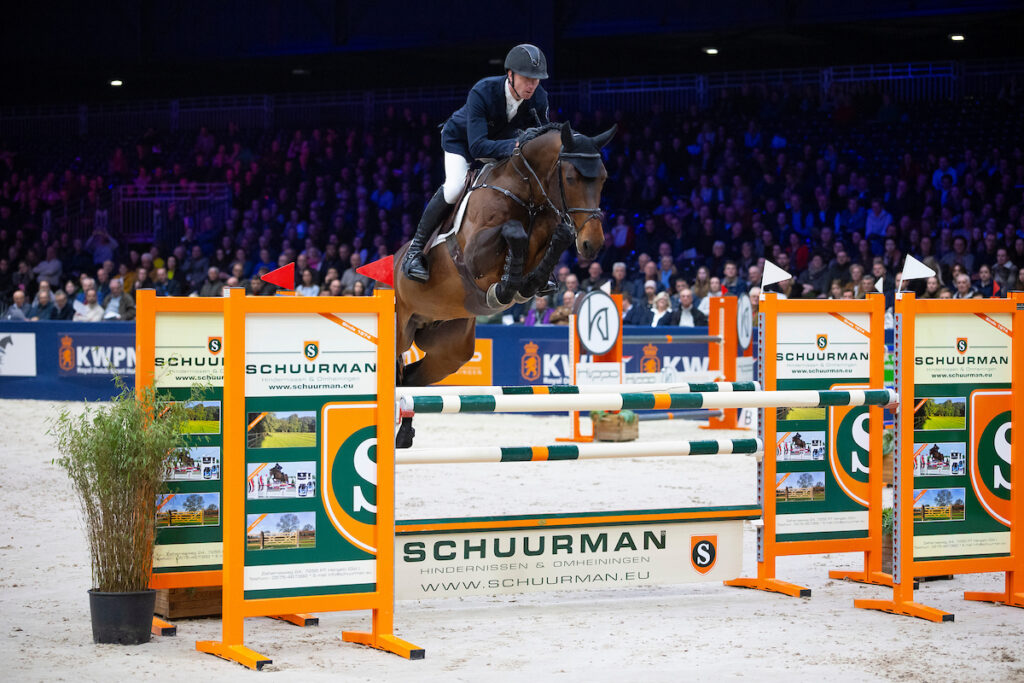 Jur Vrieling - Neymar VDLKWPN Hengstenkeuring 2025© DigiShots