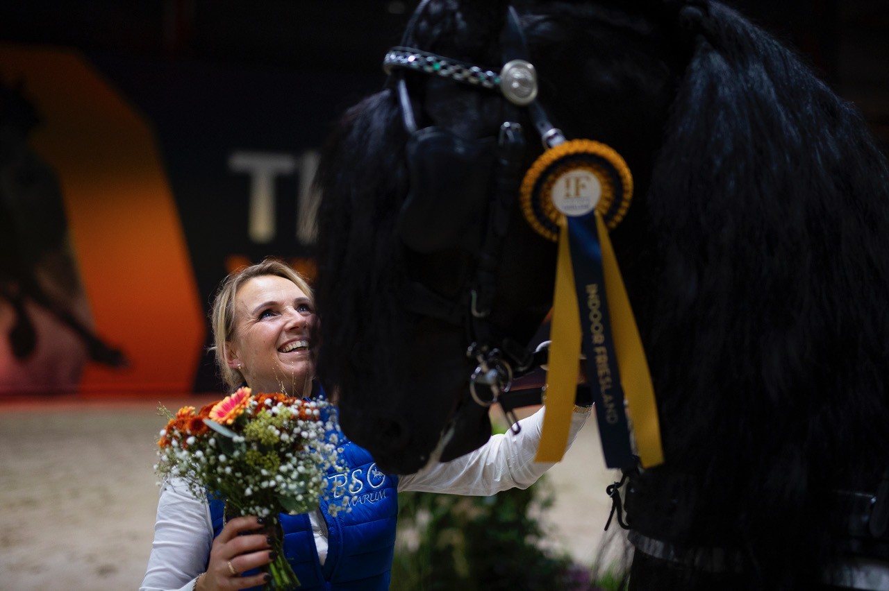 thumbnail_Radboud Kulsdom-Gosse 526-LEEU24L24401