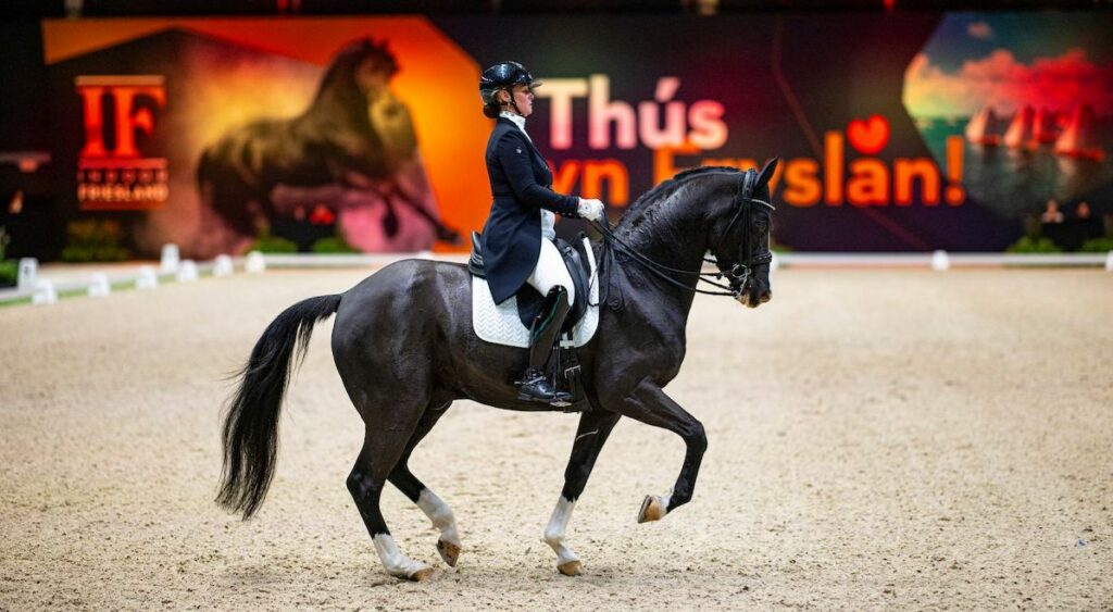 kirsten_beckers_easy_quo_leeu25l127556
